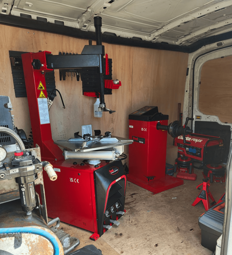 Tyre equipment - Tyres Prudhoe